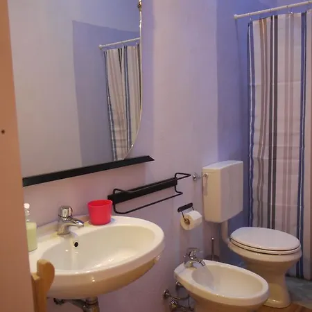 Agriturismo Monte Genesio Hotel *