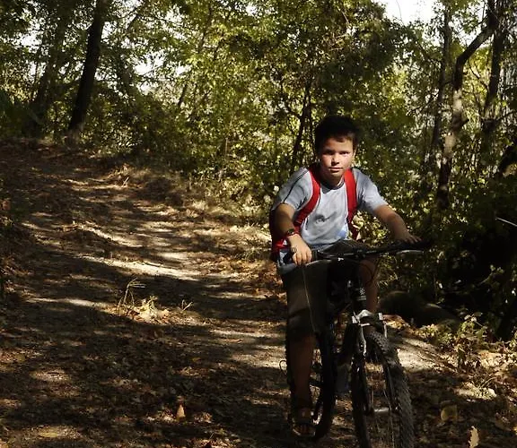 Agriturismo Monte Genesio Otel *