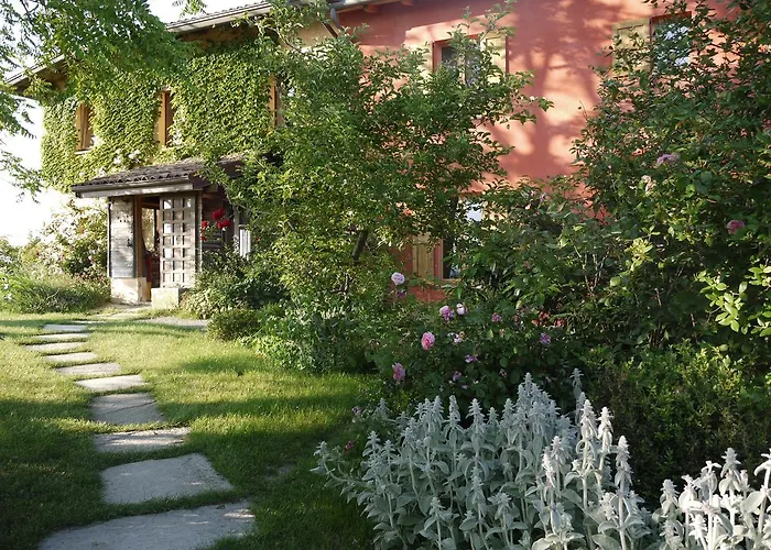 Otel Agriturismo Monte Genesio Medesano