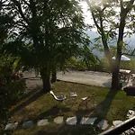 Agriturismo Monte Genesio Отель *