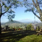 Agriturismo Monte Genesio * Медезано