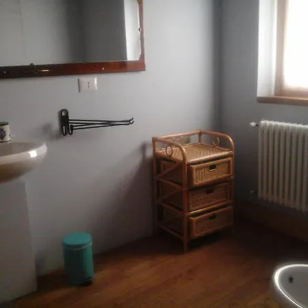 Agriturismo Monte Genesio מלון Medesano