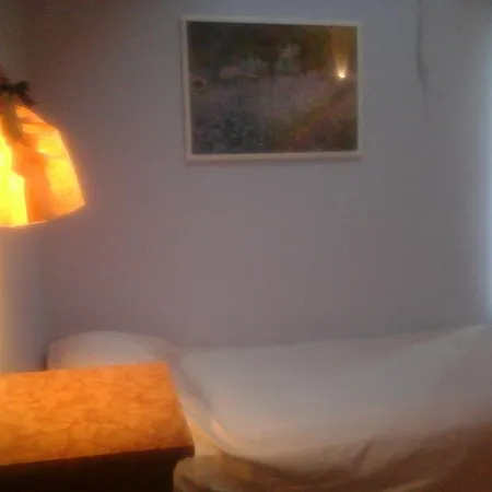 Agriturismo Monte Genesio Hotel *